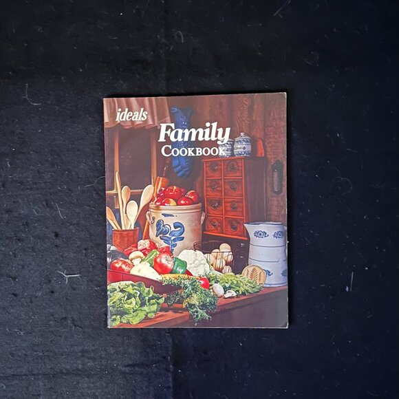 4 – Vintage ‘Ideals’ Budget/Family  Cookbooks - Picture 6 of 14
